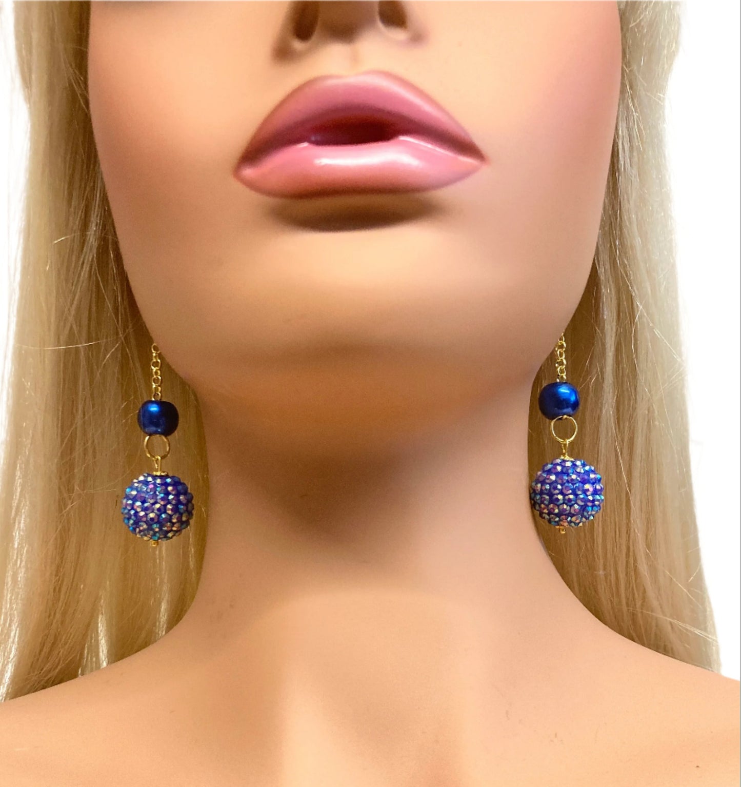 SPARKLING BLUE BERRY EARRINGS