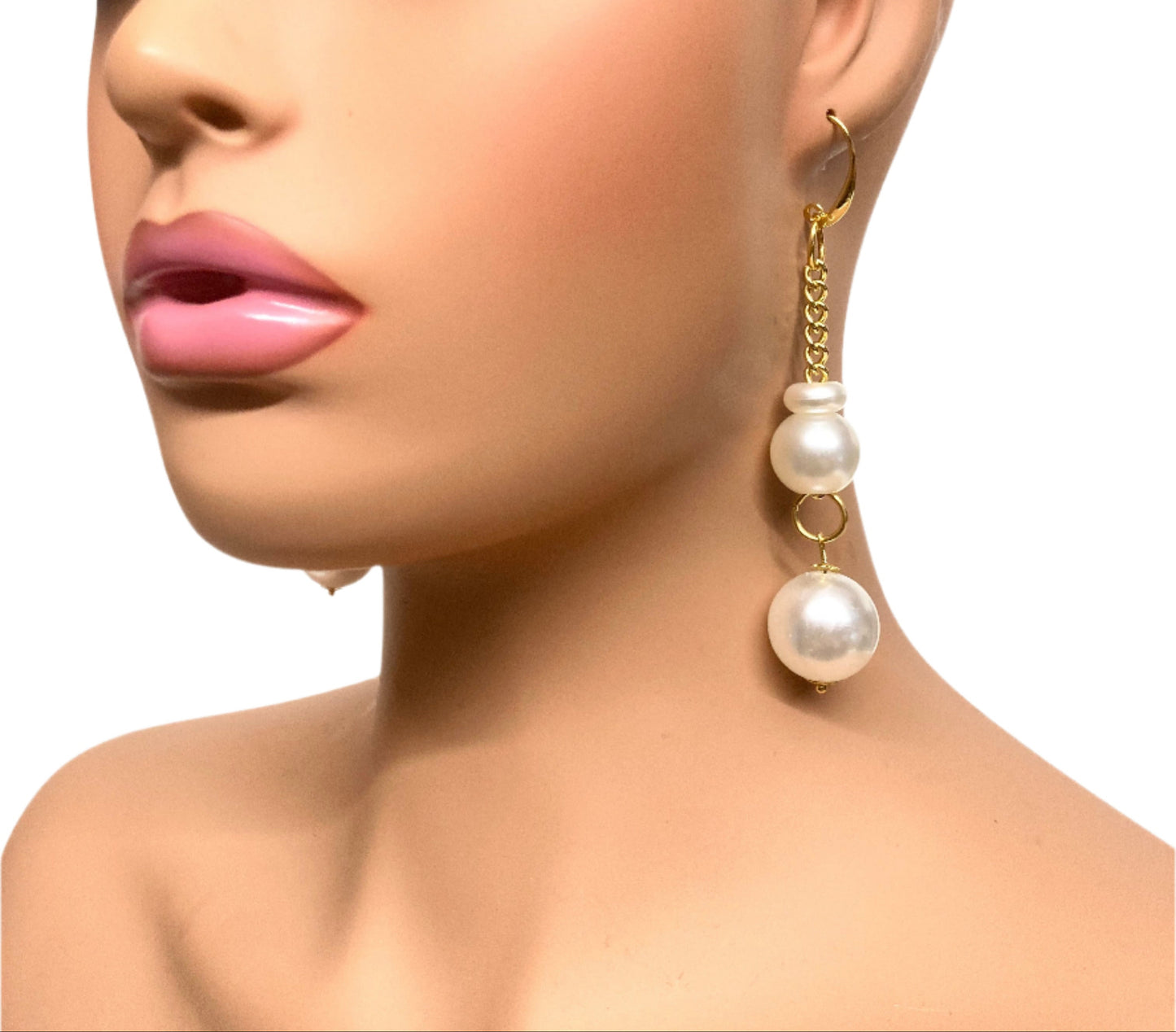 PEARLY NIGHT EARRINGS
