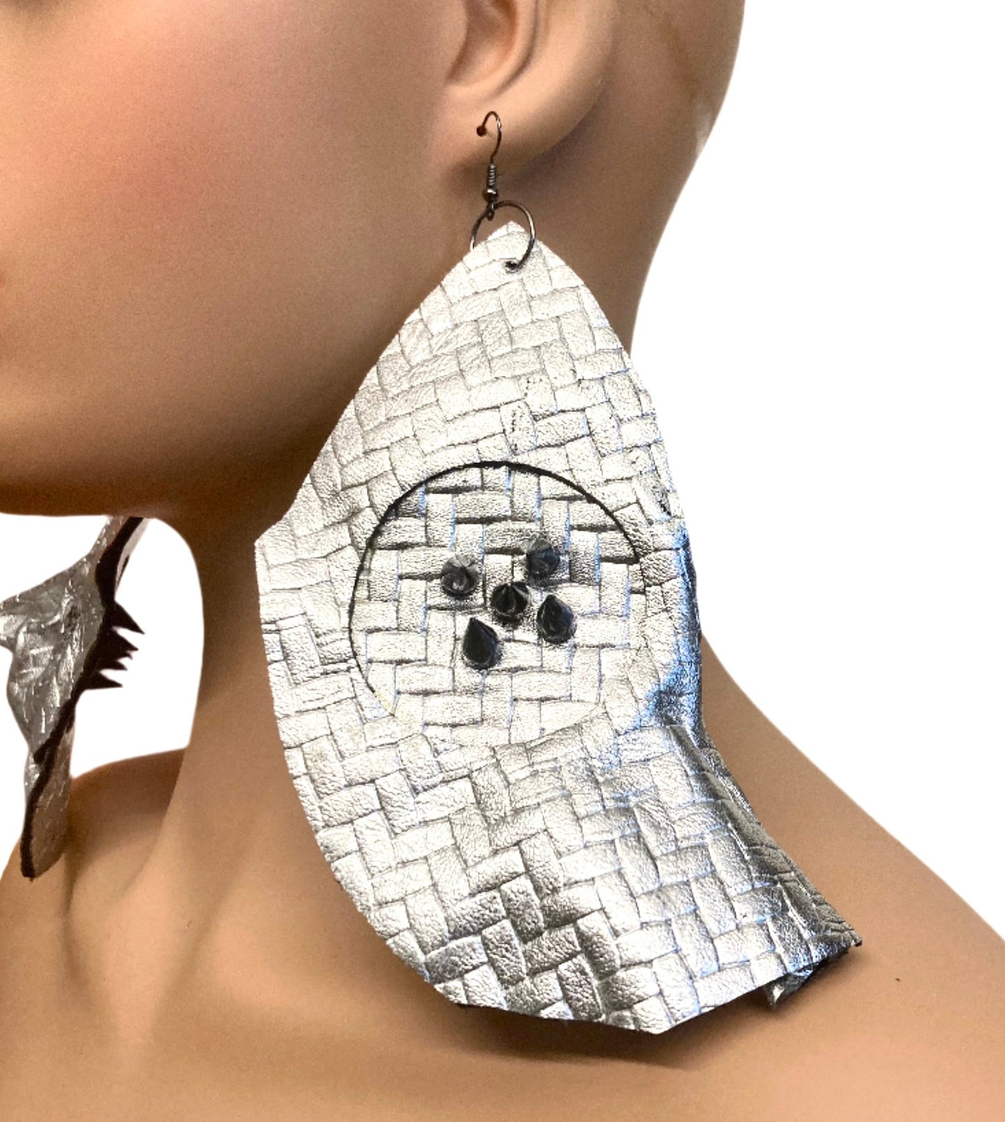 LEATHER SILVER SPACE EARRINGS