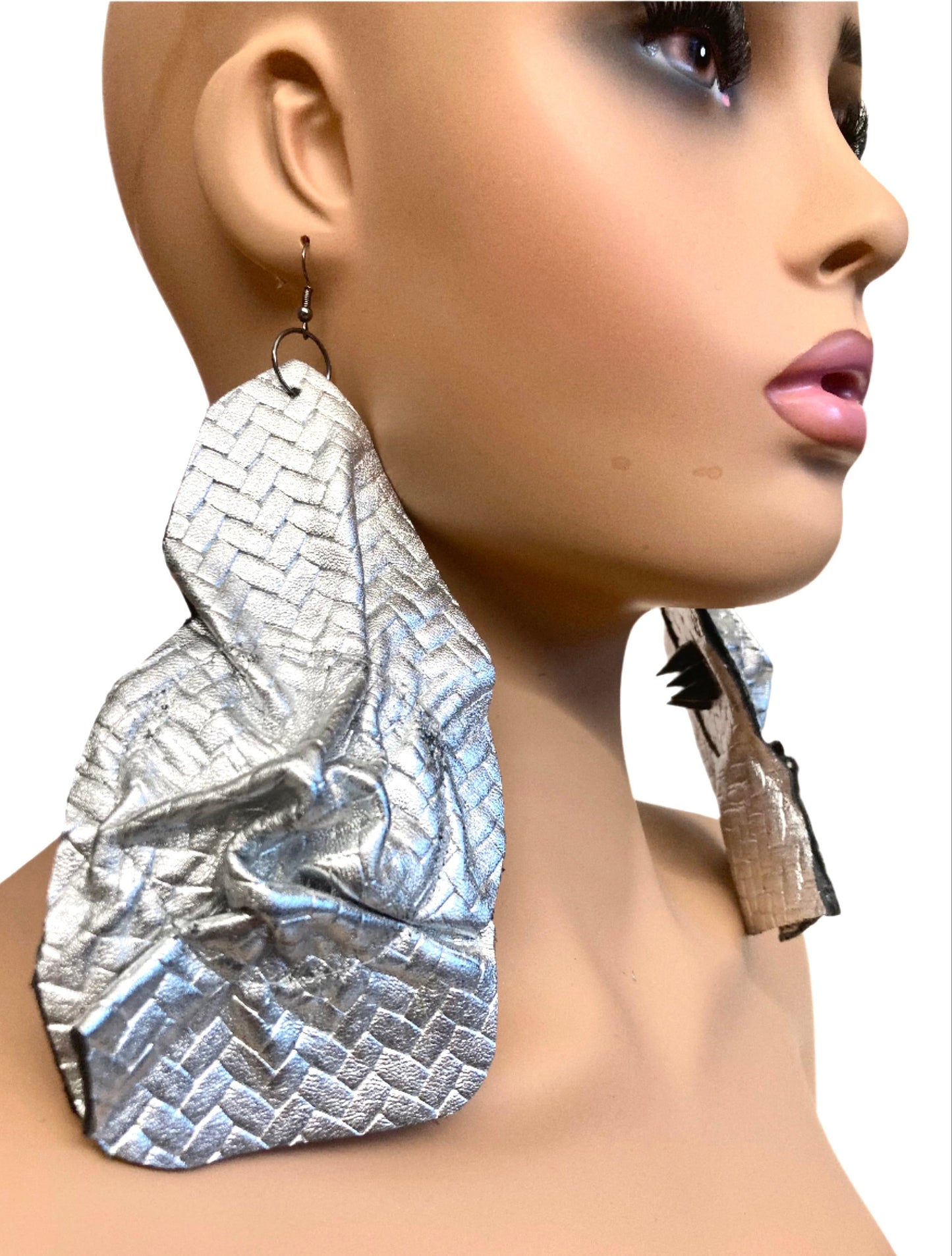 LEATHER SILVER SPACE EARRINGS