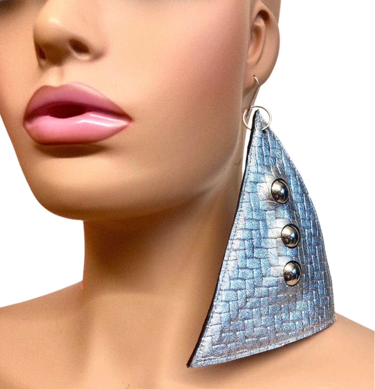 SILVA LEATHER UFO EARRINGS