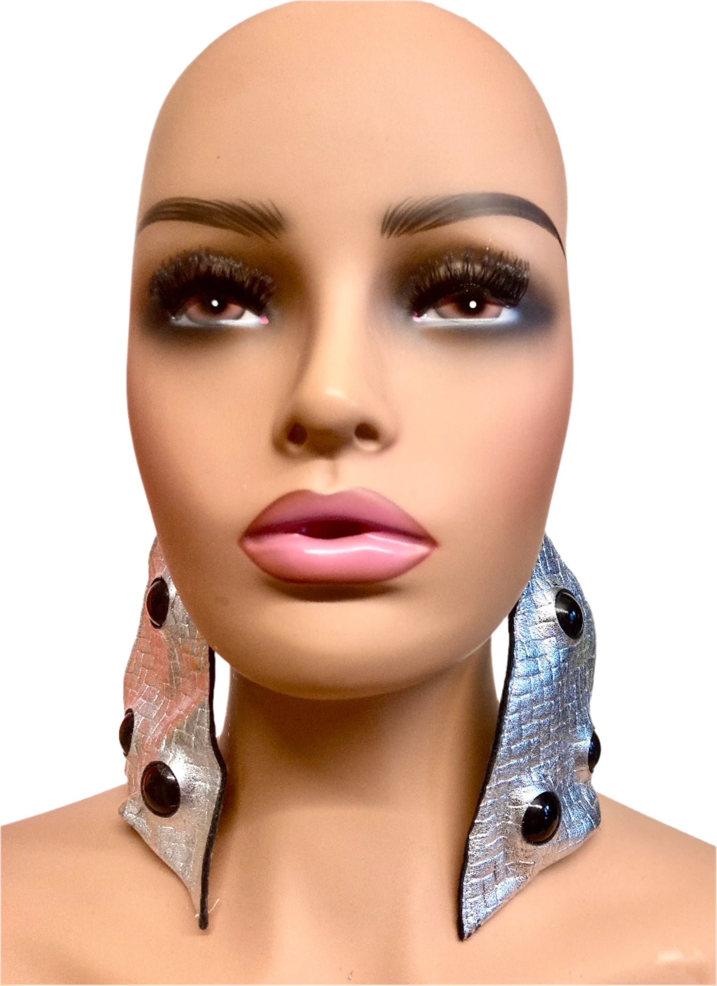 SILVA LEATHER UFO EARRINGS