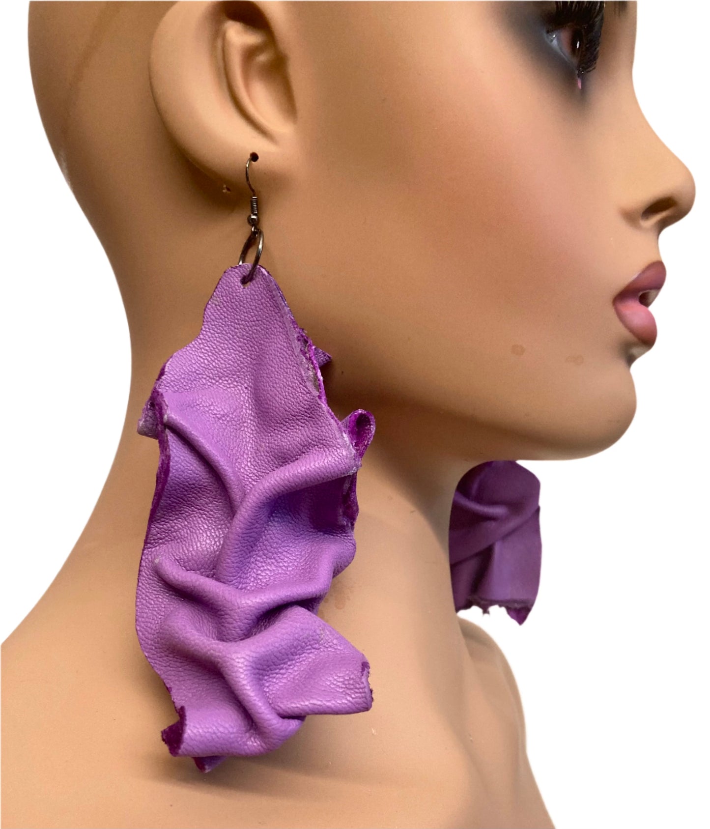 PURPLE LEATHER CRINKLET EARRINGS