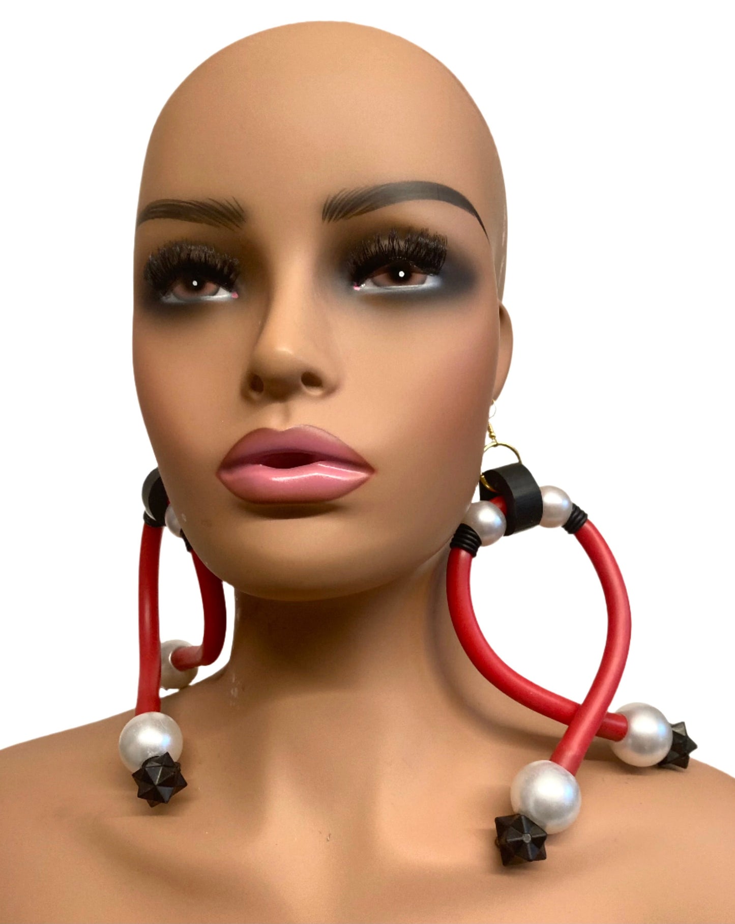 LATEX RED TWISTER PEARL EARRINGS