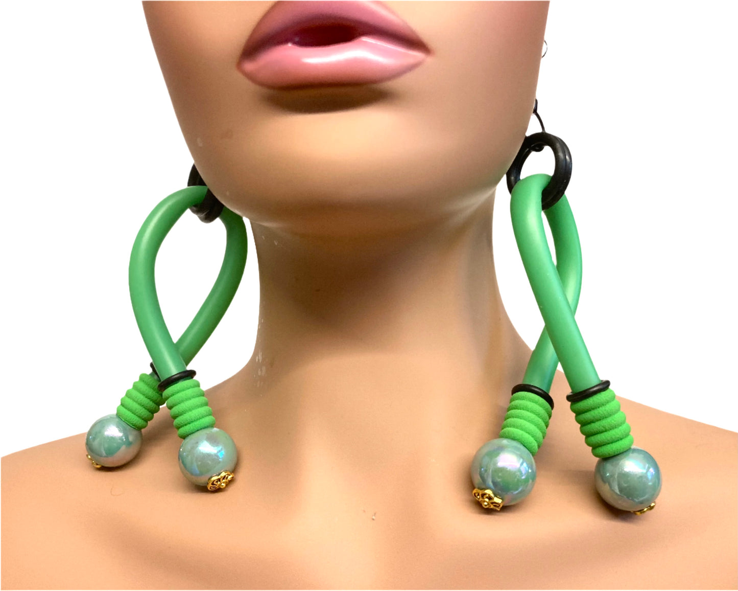 GREEN TWISTEX EARRINGS