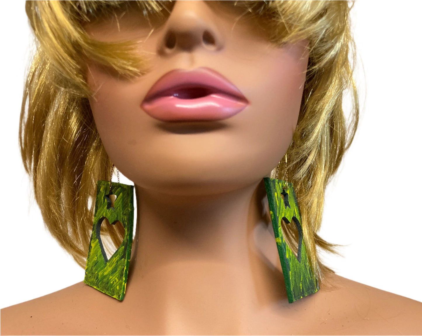 GREEN HEARTSTAR EARRINGS