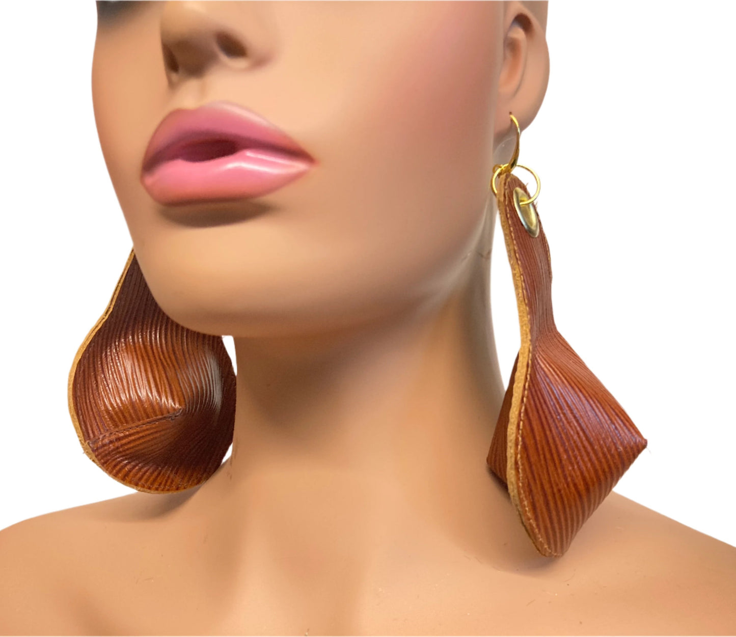 TREENUT EARRINGS