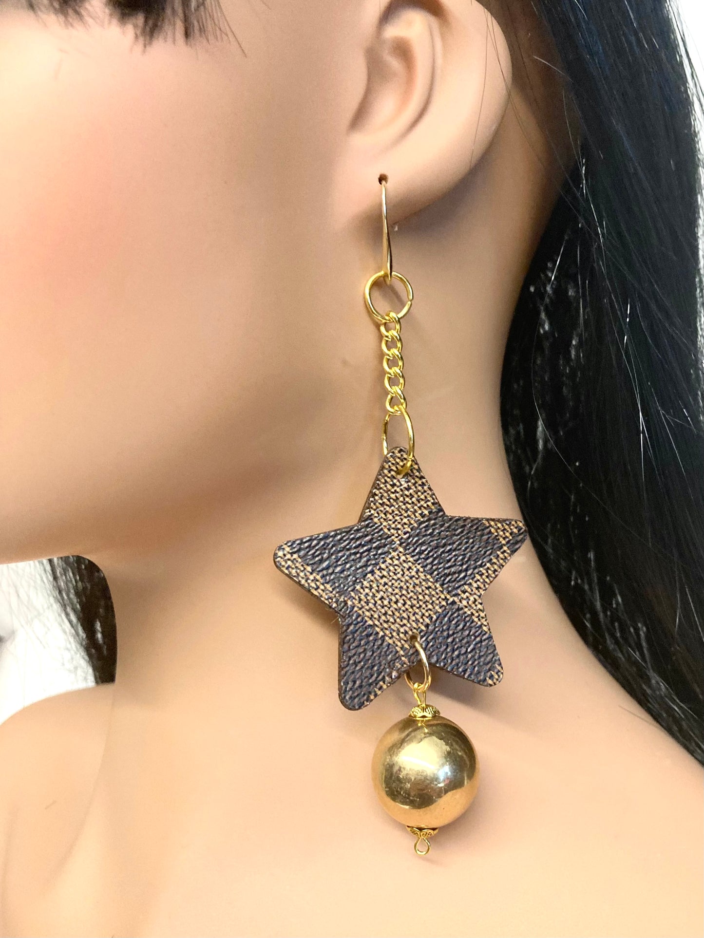 CHOCOSTAR EARRINGS