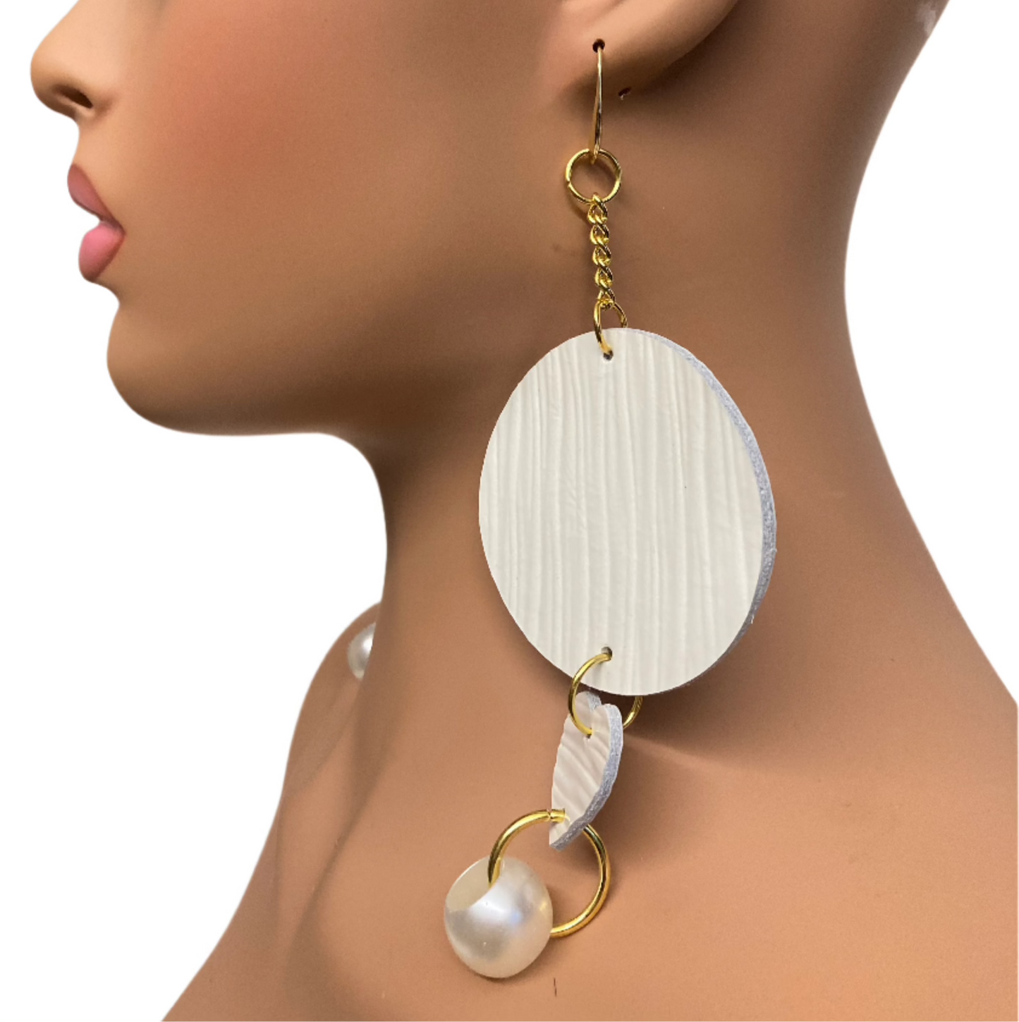 VANILLA LEATHERET EARRINGS