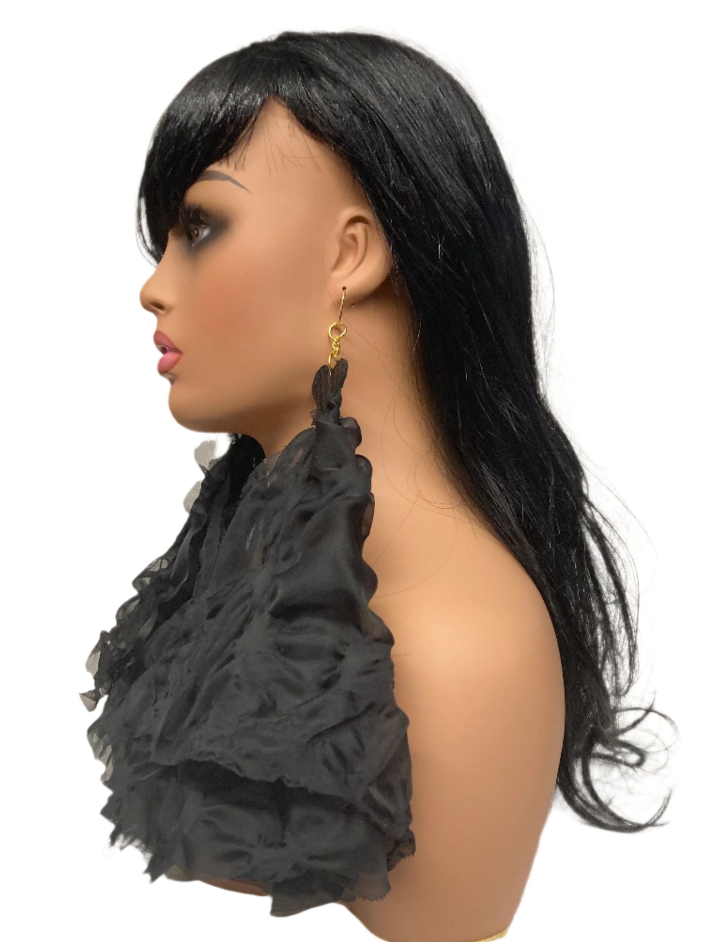 BLACK GOWN COUTURE EARRINGS