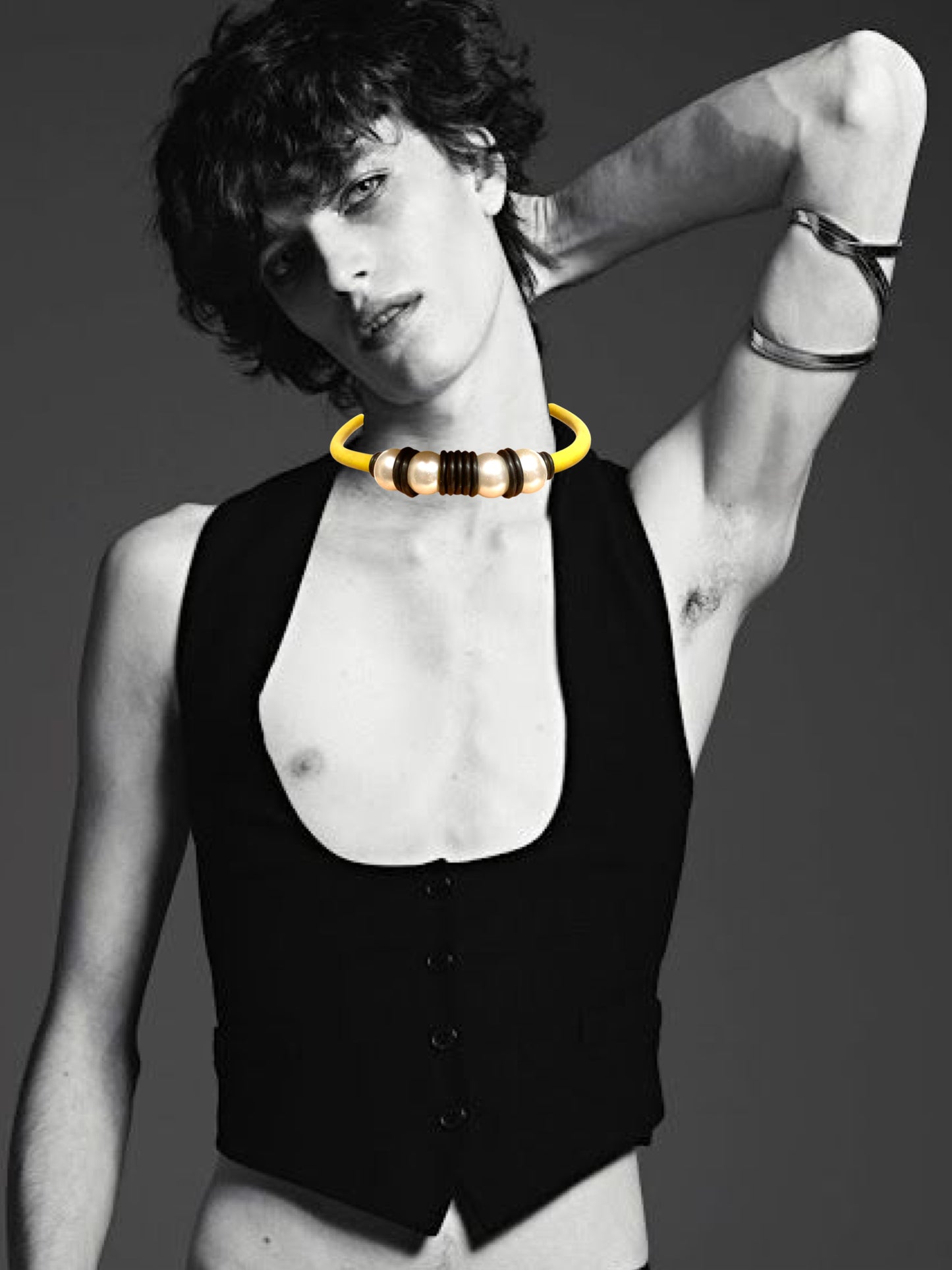 LATEX YELLO SNAKE CHOCKER