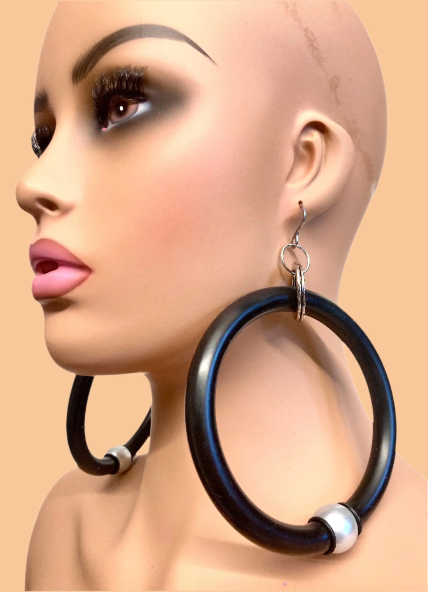 BLATEX HOOPXX WITH PEARL EARRINGS