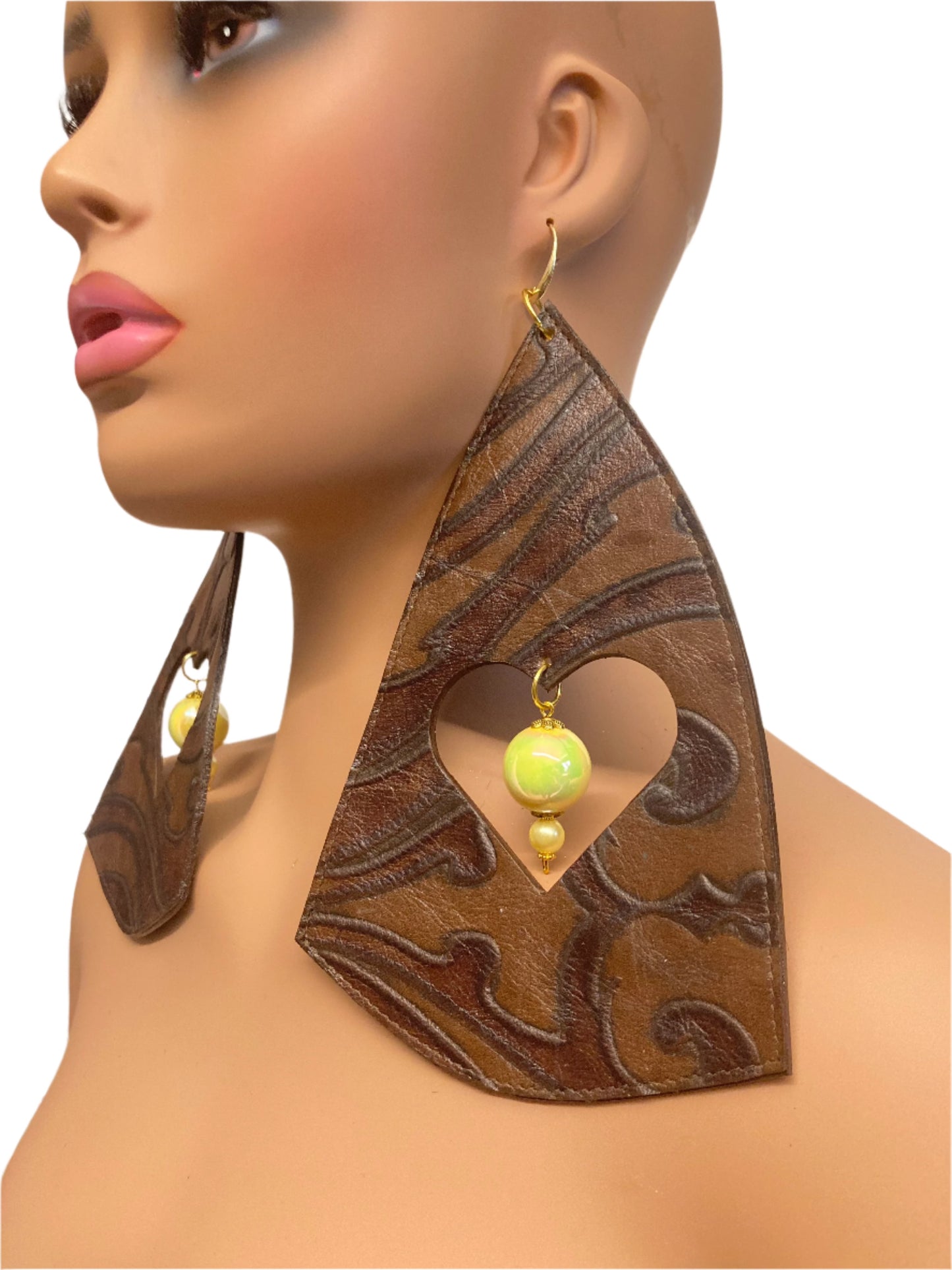 BROWNYHEART EARRINGS